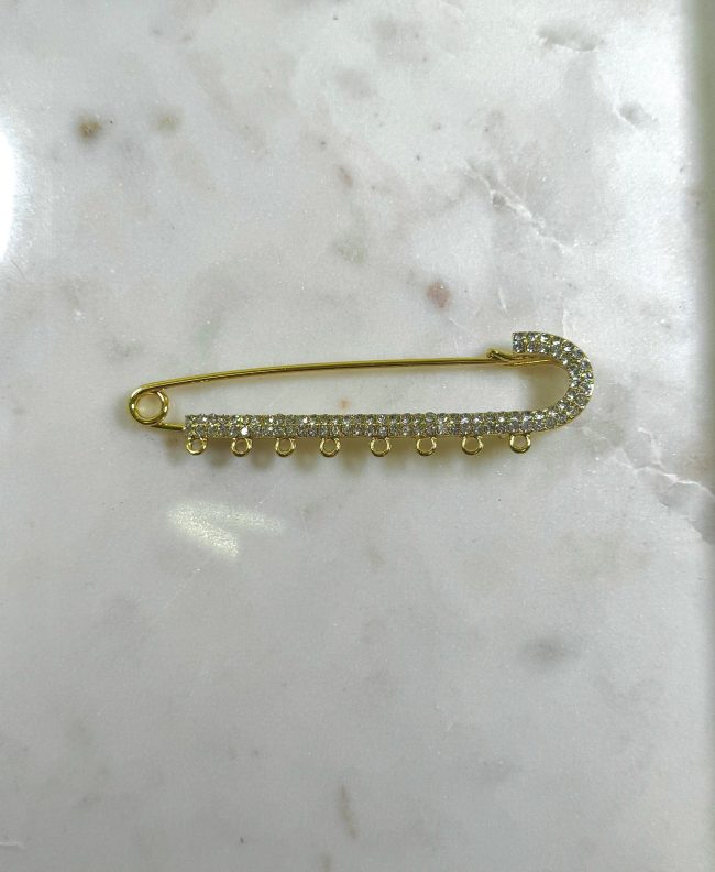 8 Loop Gold Pin