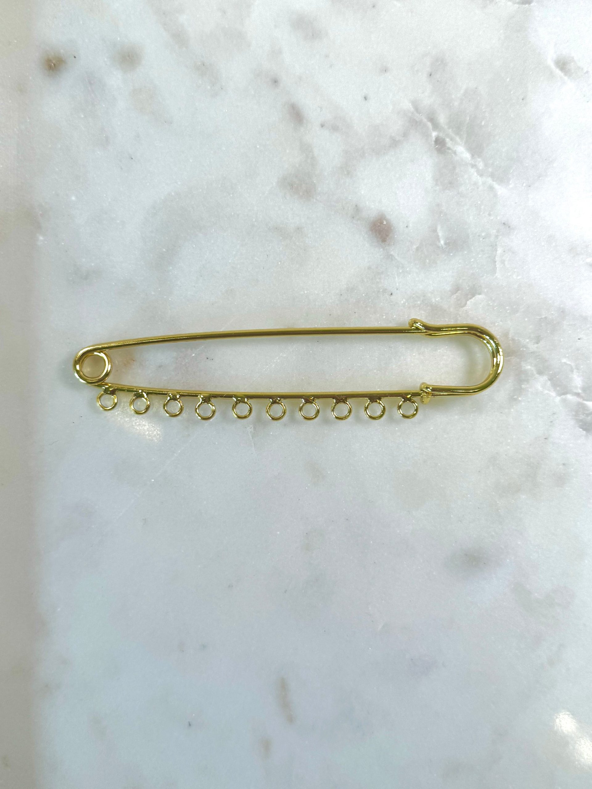 10 Loop Gold Pin