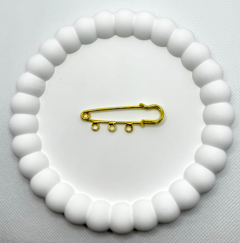 Classic Gold Baby Pin with 3 Holes